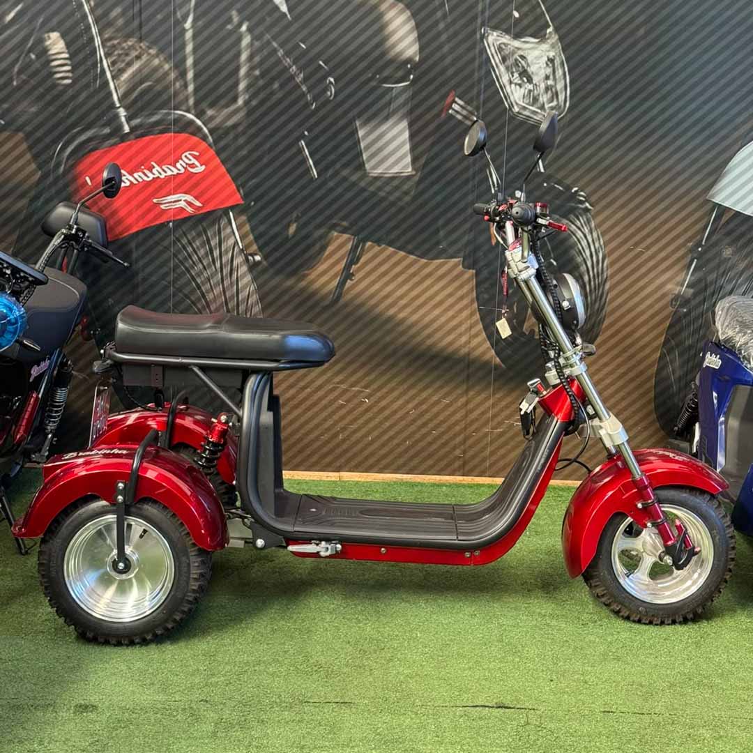 Seminova Triciclo 4000w Vermelho
