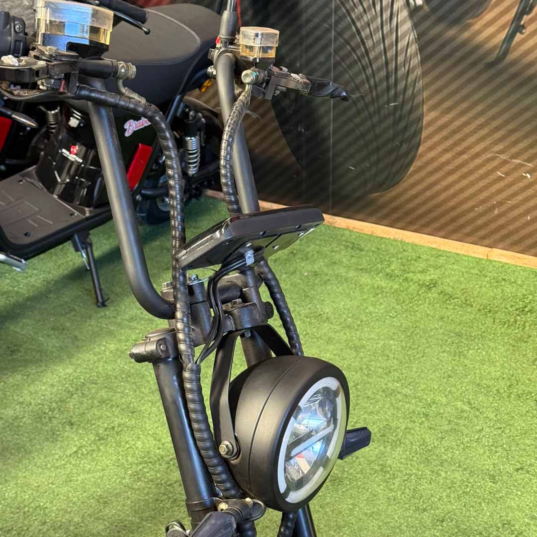 Seminova M10 Carbono